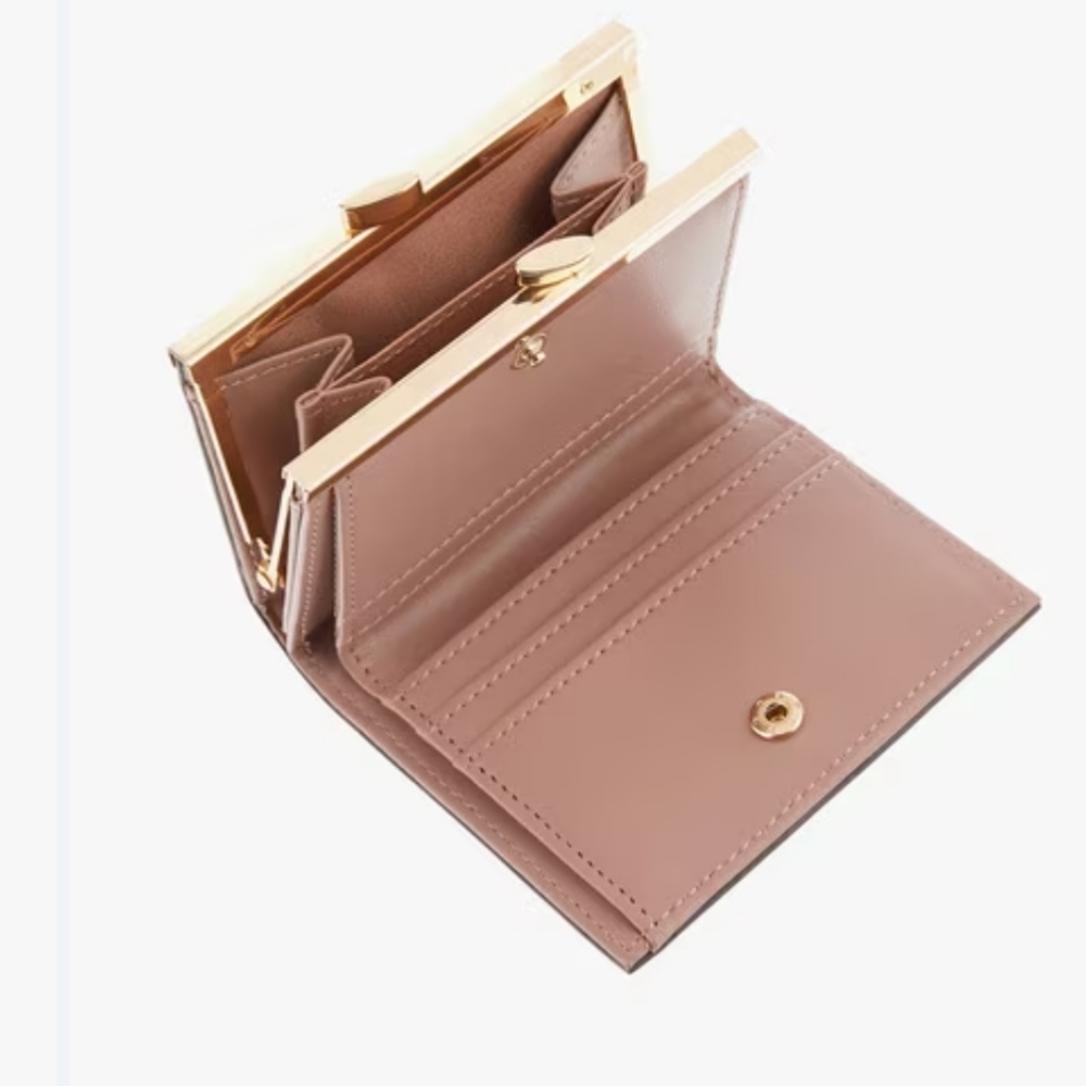 Accessorize London Bi Fold Wallet - Picture 9 of 9